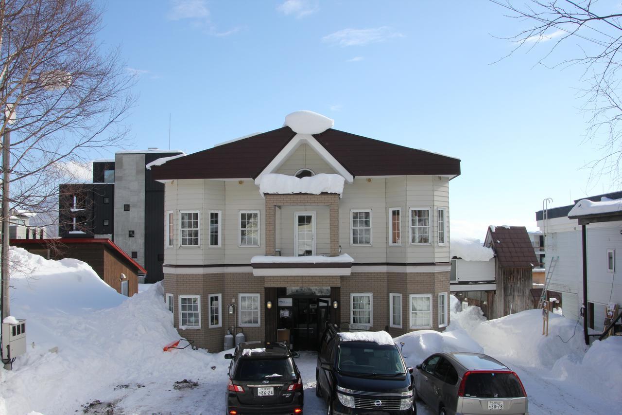 Absolute Niseko Lodge Kutchan Exterior photo